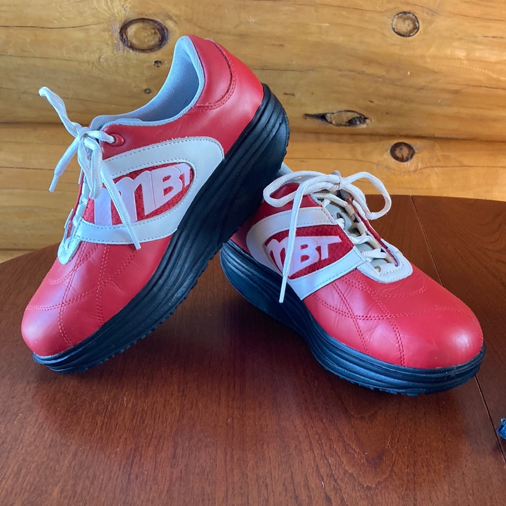 MBT Lifestyle 01 Rocker sole shoes